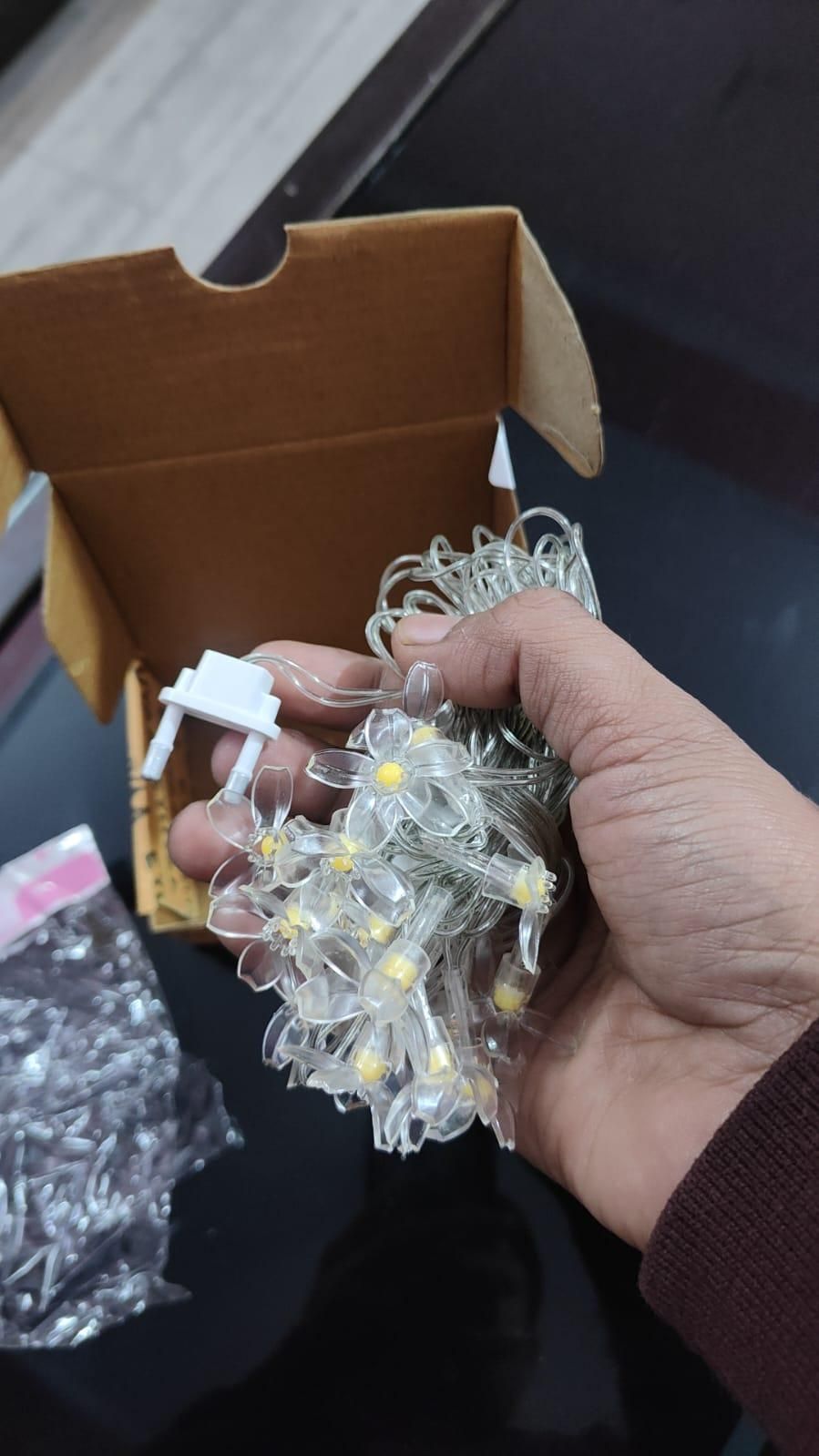 Silicone Flower String Lights - 14 LED